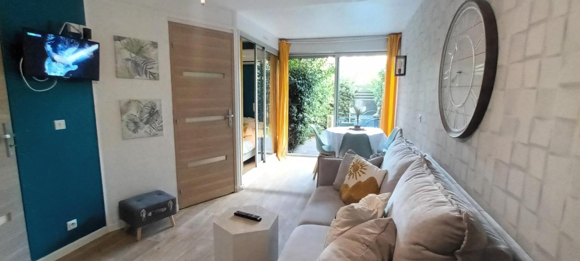 Appartement Cosy A Deux Pas Du Port Saint-Cyprien  Exterior foto